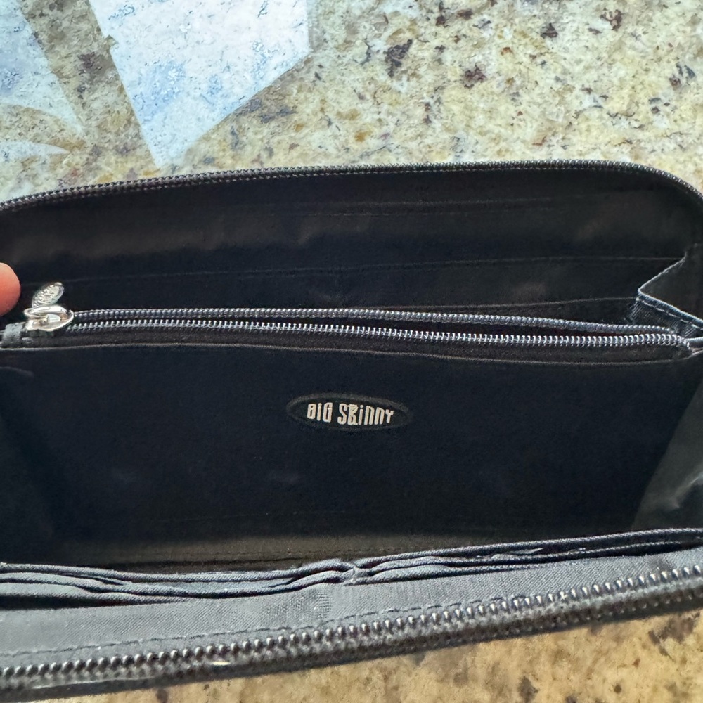 Big Skinny Women's Slim Wallet